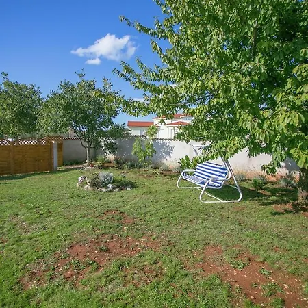 Pleasant Angelina With Private Pool Villa Kaštelir